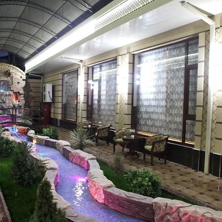 Hotel Naxshab Qarshi Exteriér fotografie