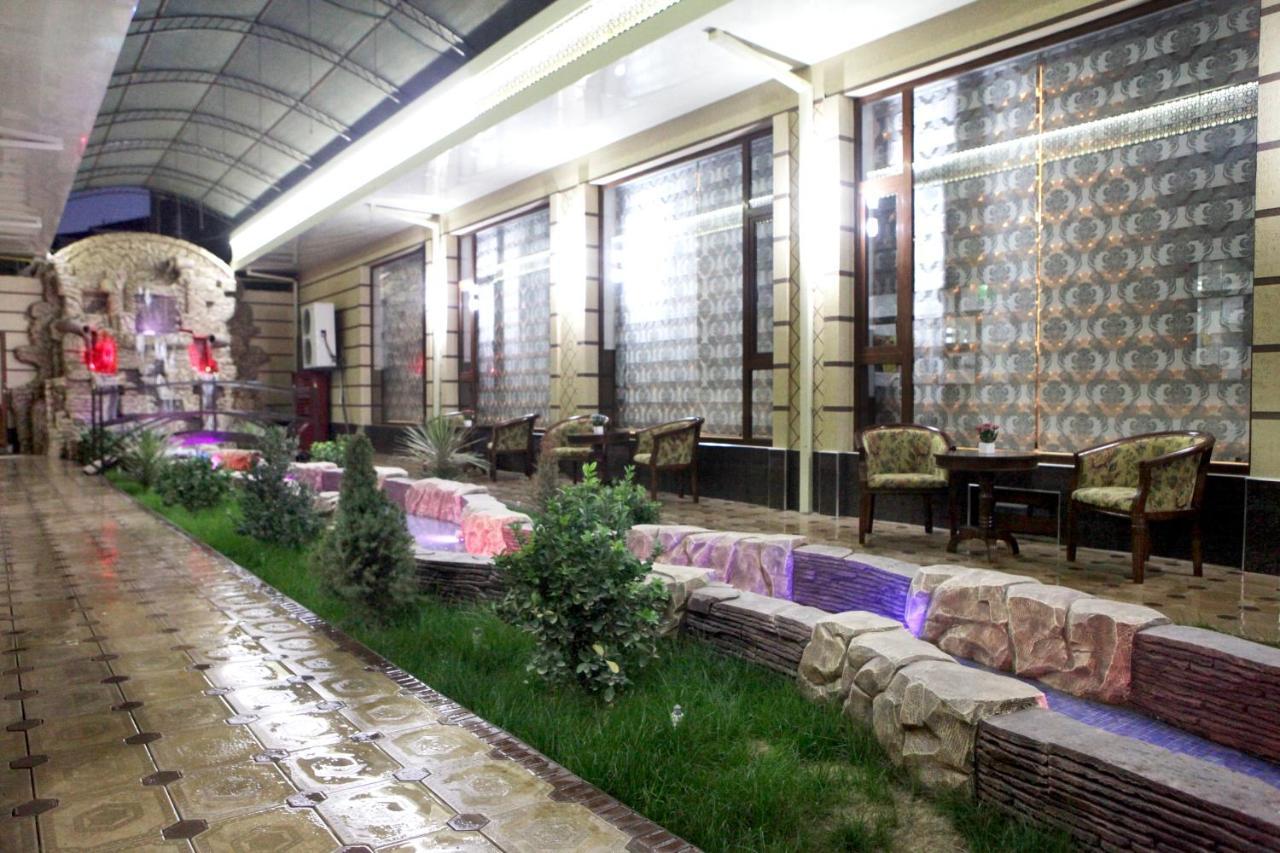 Hotel Naxshab Qarshi Exteriér fotografie
