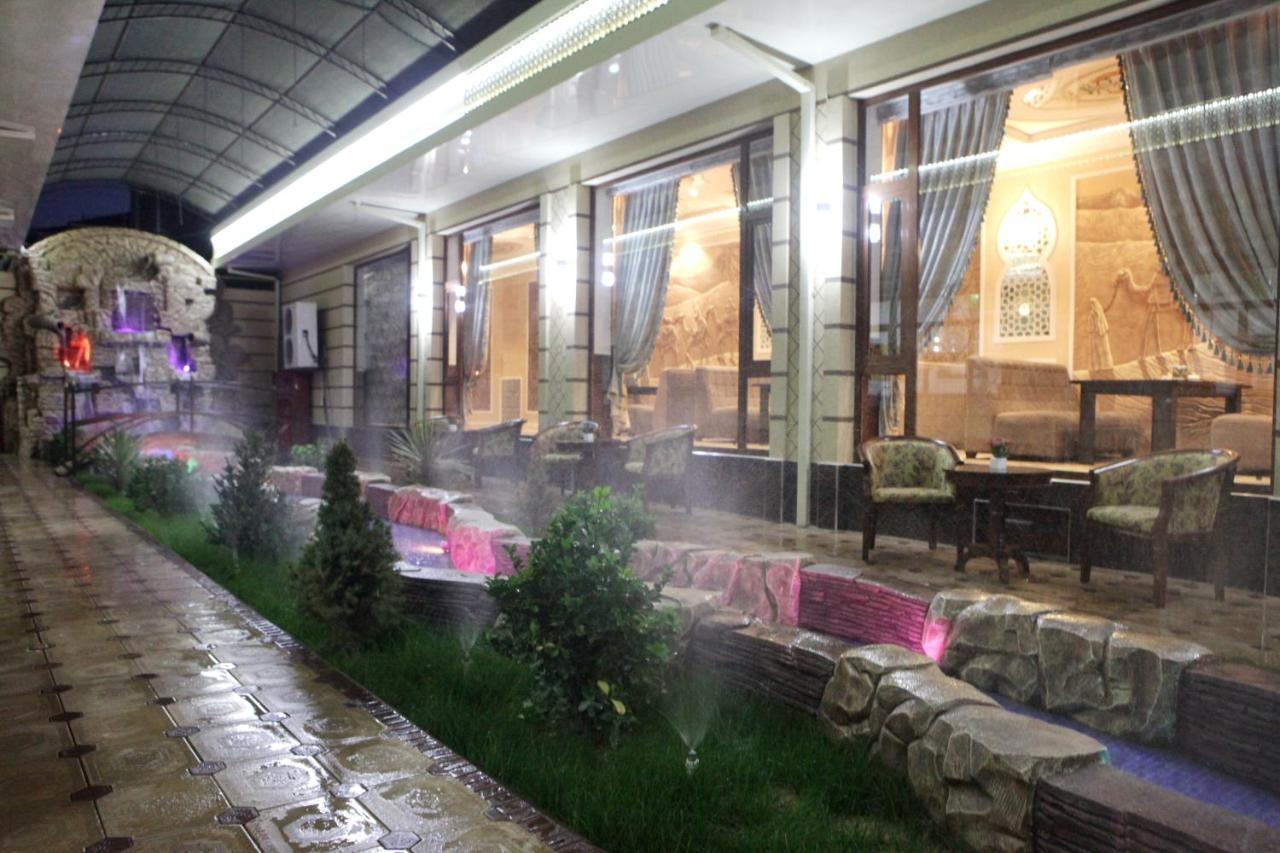 Hotel Naxshab Qarshi Exteriér fotografie