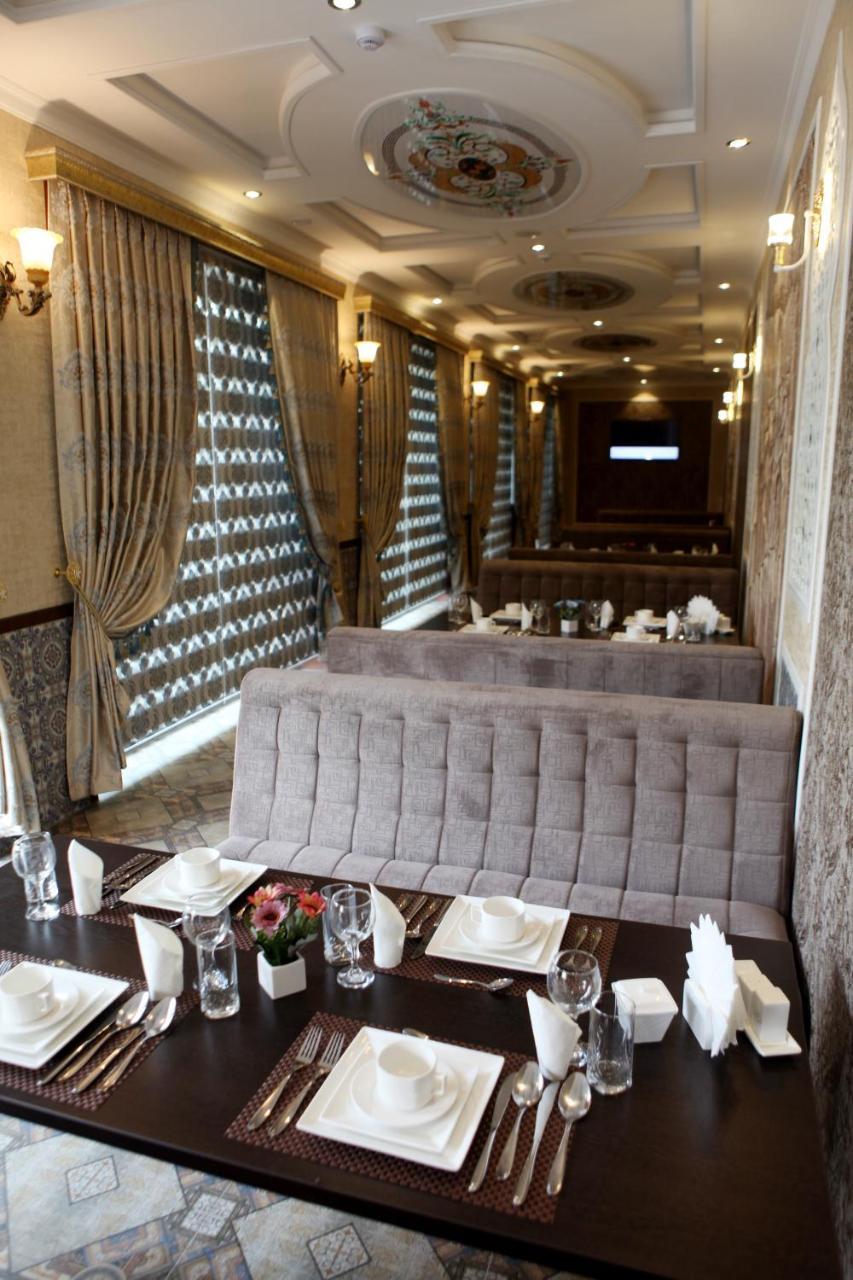 Hotel Naxshab Qarshi Exteriér fotografie