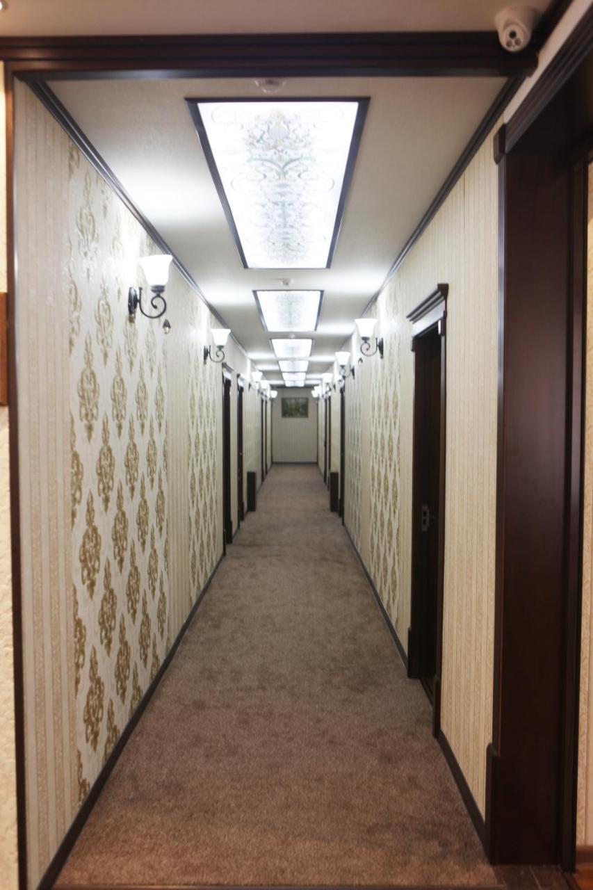 Hotel Naxshab Qarshi Exteriér fotografie