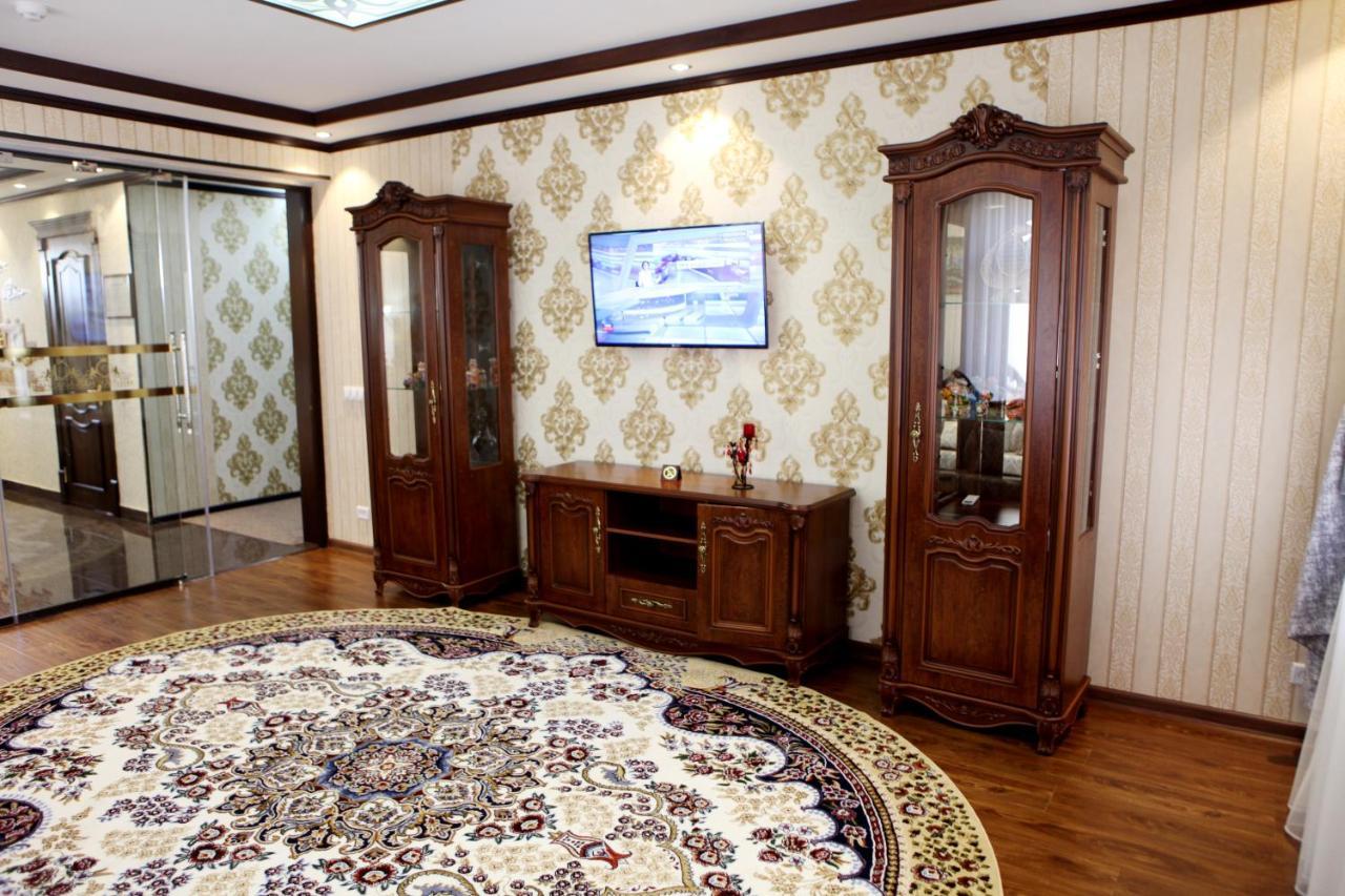 Hotel Naxshab Qarshi Exteriér fotografie