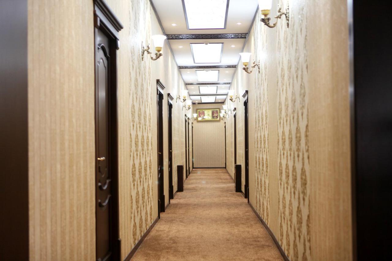 Hotel Naxshab Qarshi Exteriér fotografie
